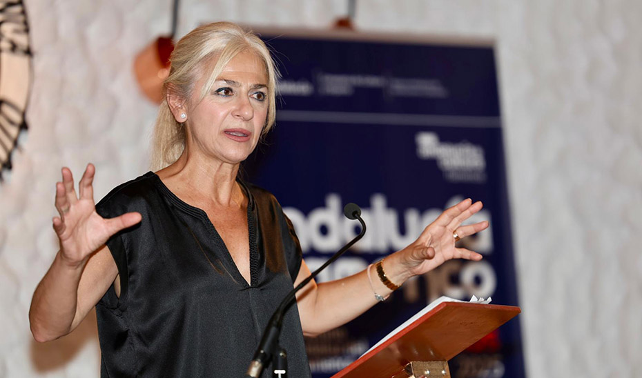 La consejera de Cultura y Deporte, Patricia del Pozo, durante la presentación en Jerez del Circuito Andaluz de Peñas Flamencas 2025