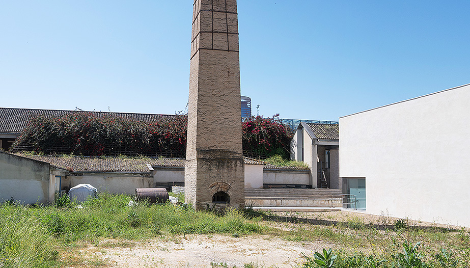 Espacio vacante del claustro de Legos