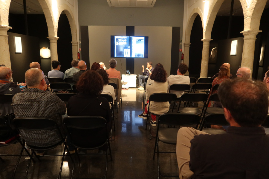 Encuentros en el CAF