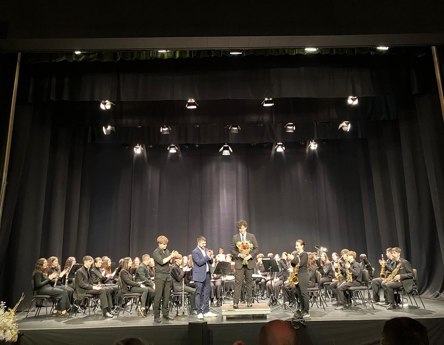 Bajo la dirección del joven director Guillermo Maldonado