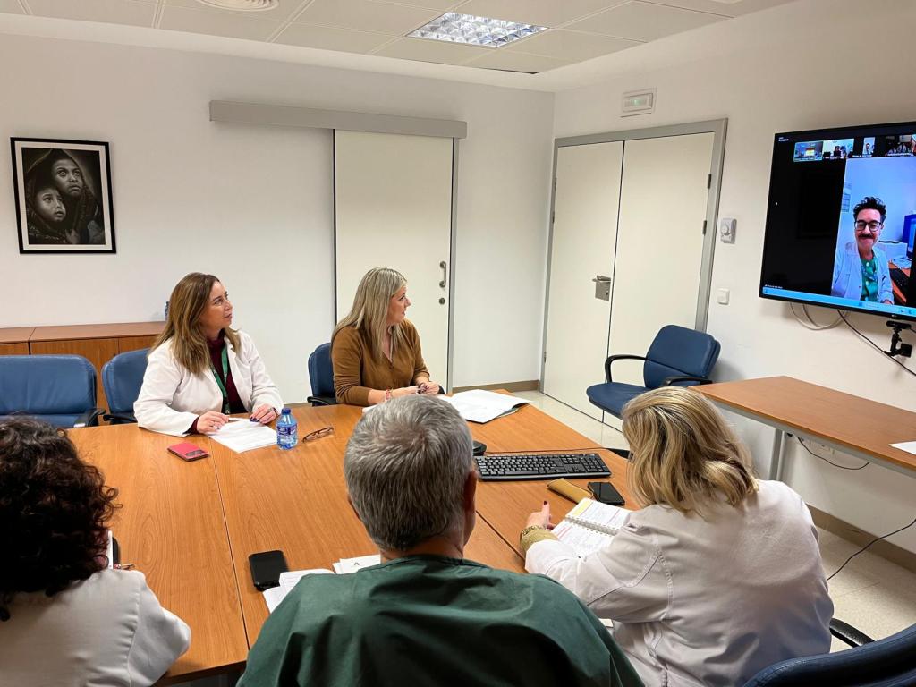 Sanidad traslada al Colegio de Logopedas la incorporación de seis profesionales en la provincia